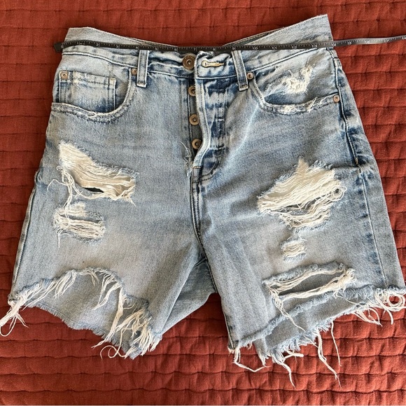 *ALTERED* PISTOLA Devin High Rise Mom Cut Off in the color Finesse size 26 - Picture 13 of 16